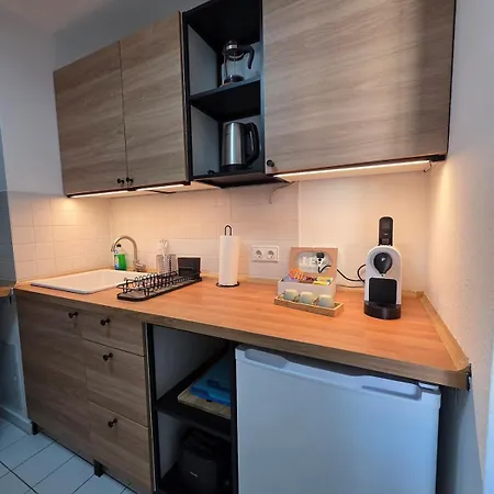 Apartment Gemuetliche 2-raumwohnung In Mitte