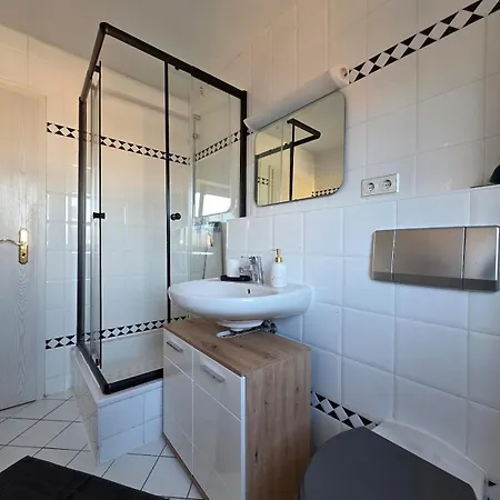 Gemuetliche 2-raumwohnung In Mitte Dresden